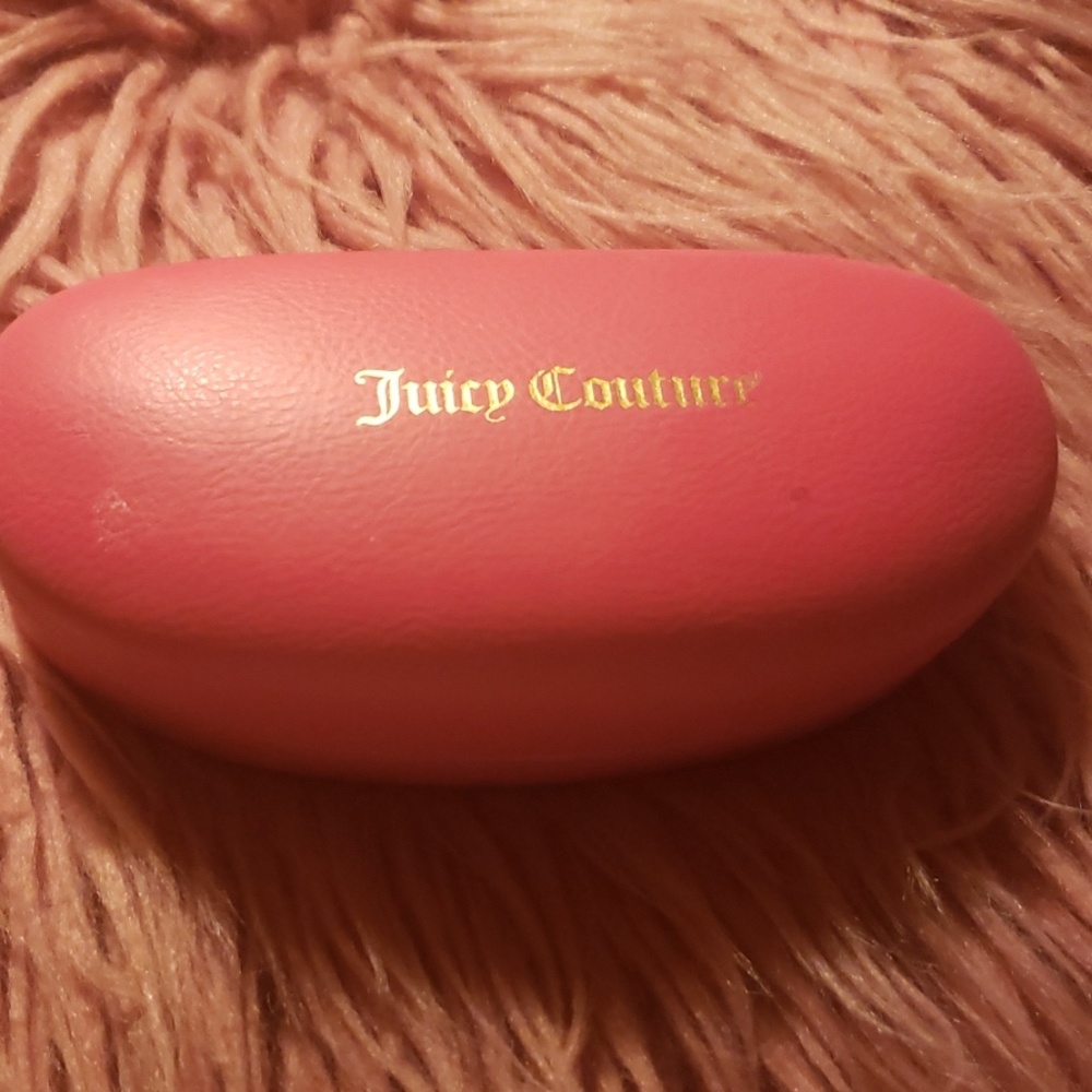 Juicy Couture  Sunglass Case